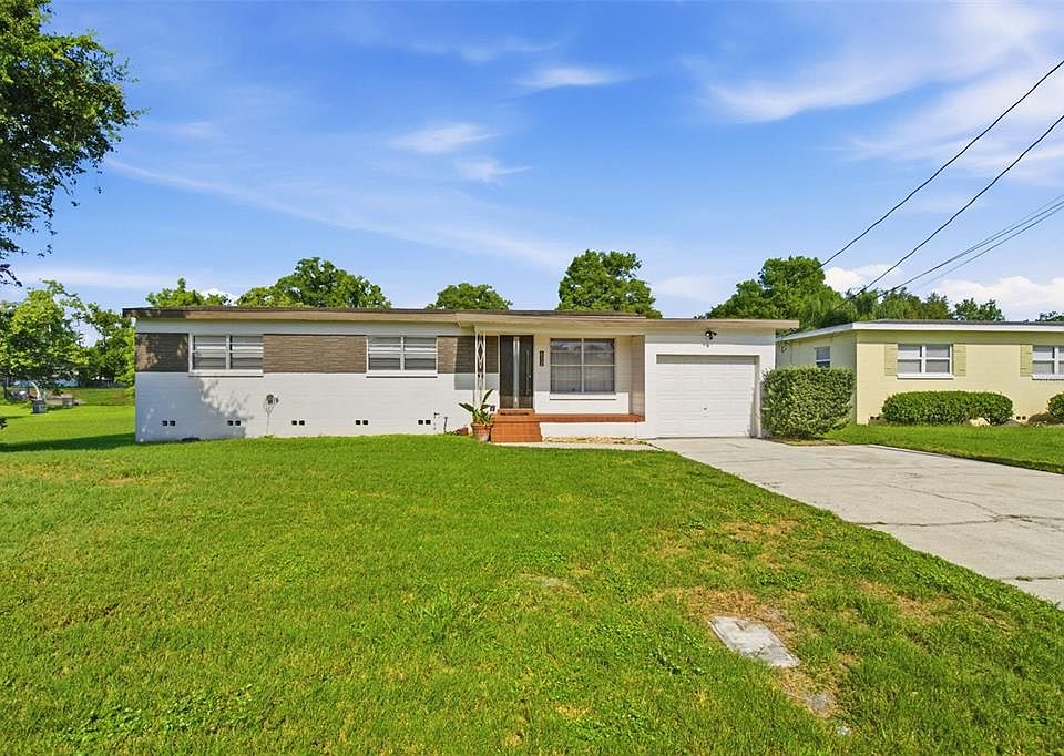 1st image of 832 THALIA DRIVE