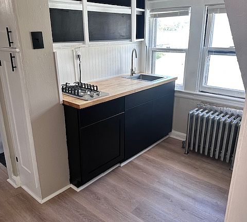 2nd image of 21 N Main Ave APT 5