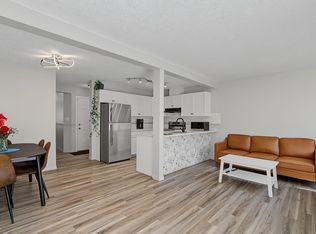 14603 Miller Blvd NW #5, Edmonton, AB T5Y3B6