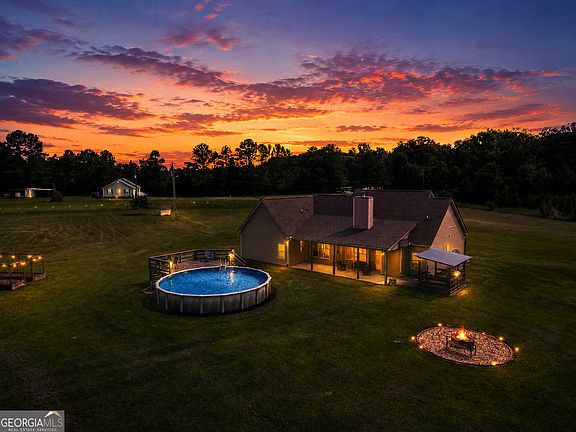 5th image of 432 Crane Rd