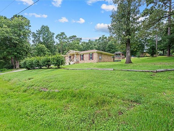 4th image of 2525 Waterford Rd