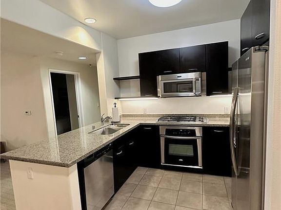 3rd image of 250 N 1st St Unit 428