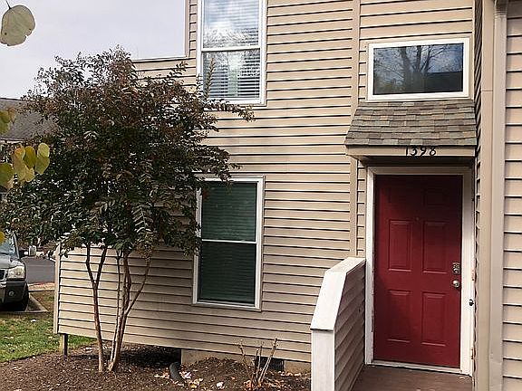 2nd image of 1398 Bradley Dr