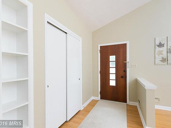 3rd image of 7124 Park Terrace Dr