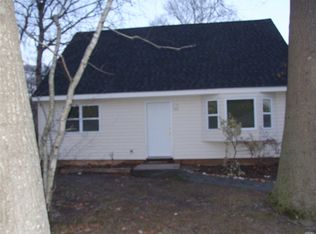 229 McKinley Dr, Mastic Beach, NY 11951
