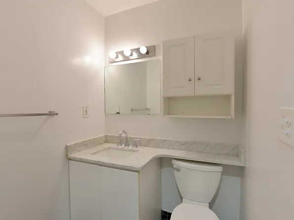 104 East 35th Street image 3 of 8