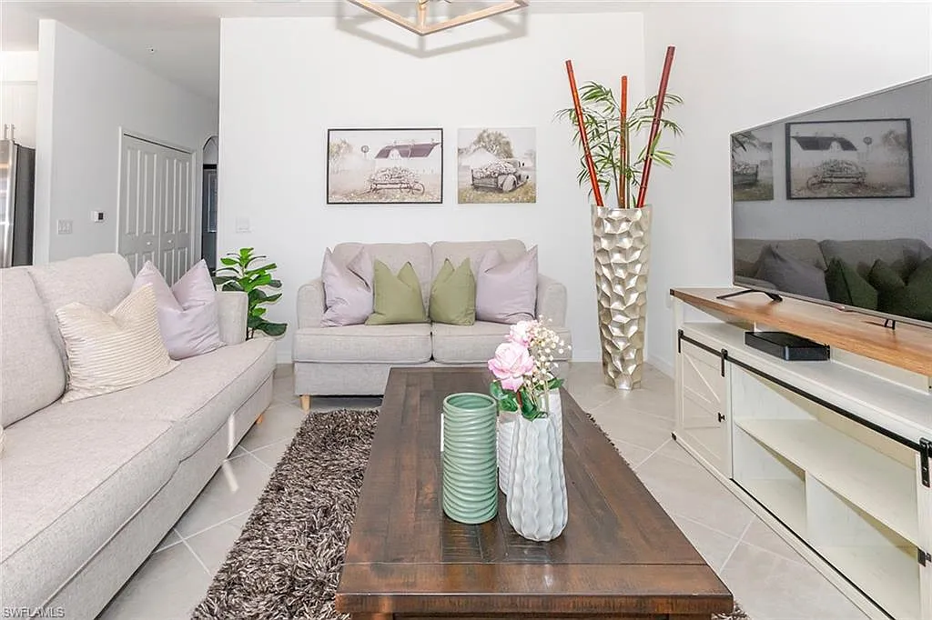 5527 Double Eagle Circle # 3842 - The National - Anzola Castro — Photo 3