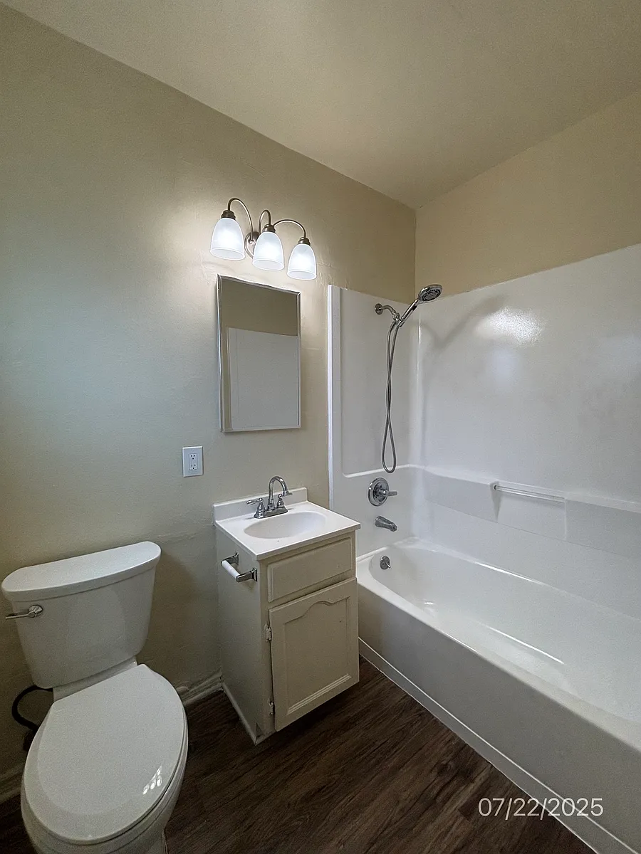 Building Photo - 915 S Citron St #4