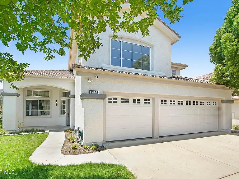 1955 Autumnbreeze Pl — Photo 6