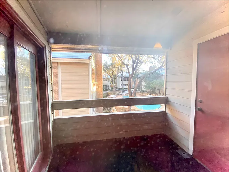 1908 Chasewood Cir #207 — Photo 8