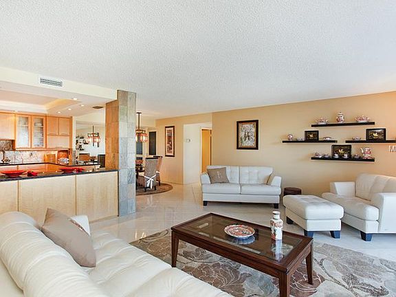 3rd image of 1 Benjamin Franklin Dr APT 31