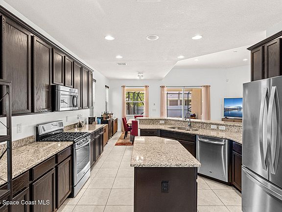 4th image of 4855 Borealis Ct