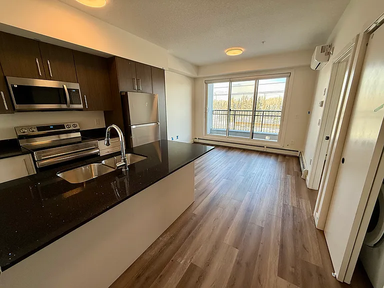 1400 27th St SW — Photo 108