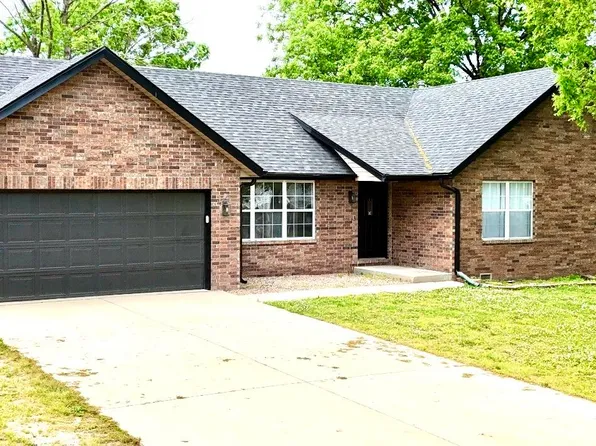 603 Lakeview Drive, Aurora, MO 65605
