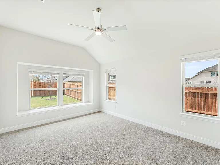 1010 Ridgehurst Rd — Photo 10