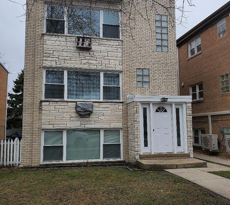 1st image of 5914 W Gunnison St #G