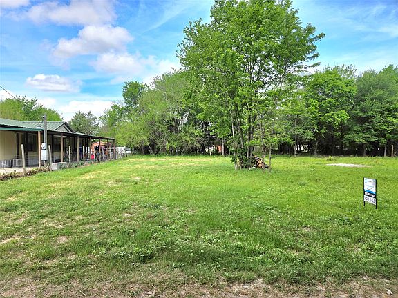 5th image of 10773 NW County Road 190 #A