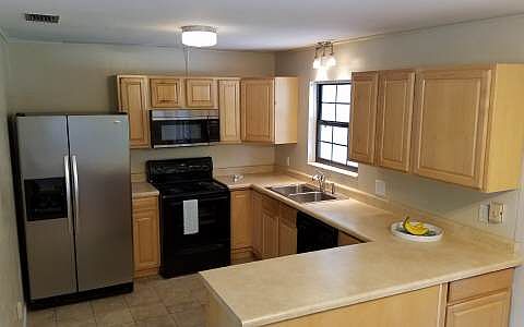 2nd image of 134 SW Villa Ct