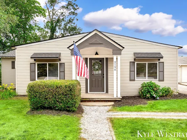 2190 68th St, Fennville, MI 49408