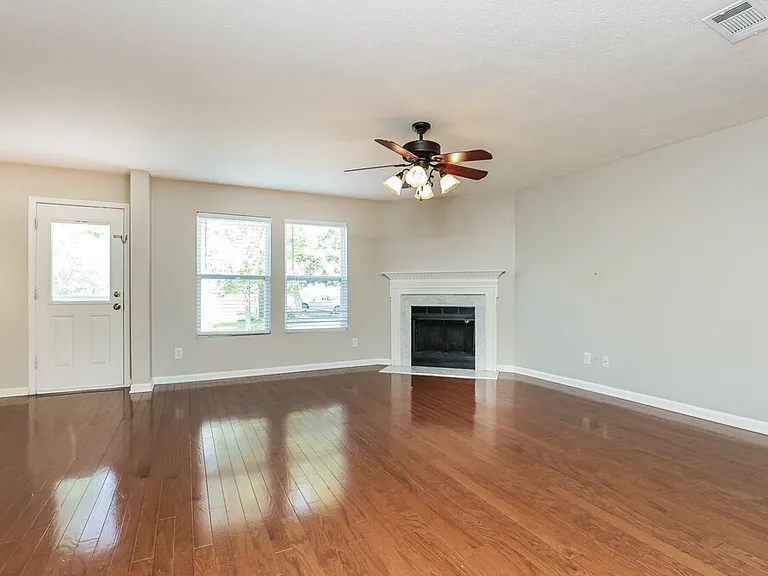 227 Elderberry Way — Photo 4