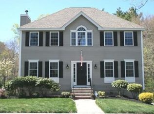 90 Montrose Ave, Wakefield, MA 01880