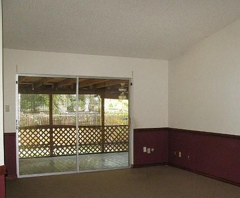 5th image of 17504 Willow Pond Dr