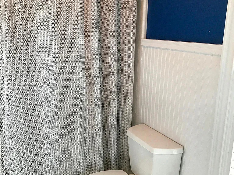 676 Main St #2 — Photo 9