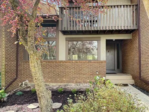 2038 Winged Foot Ct, Reston, VA 20191
