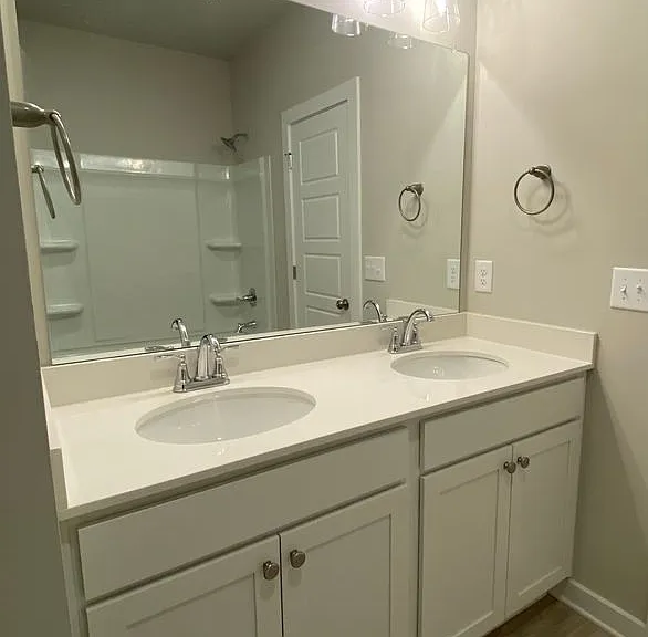 540 Ridgeview Cir — Photo 32