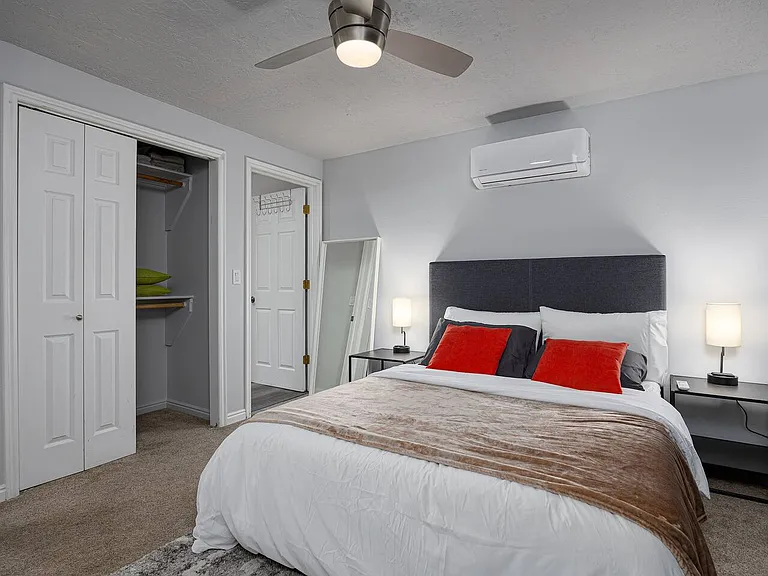 9465 S Streatham Rd #1 — Photo 7