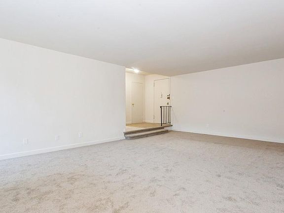 4th image of 190 1st St #3C-2C