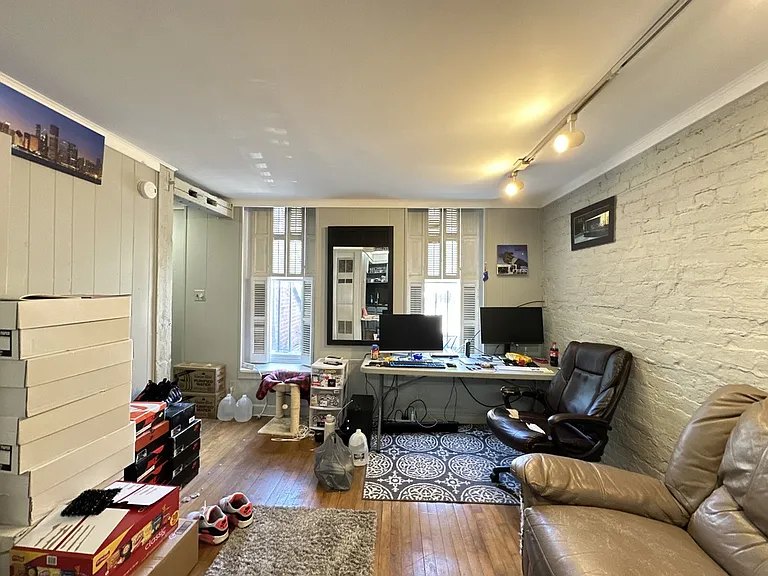 2141 W Webster Ave #FB — Photo 11