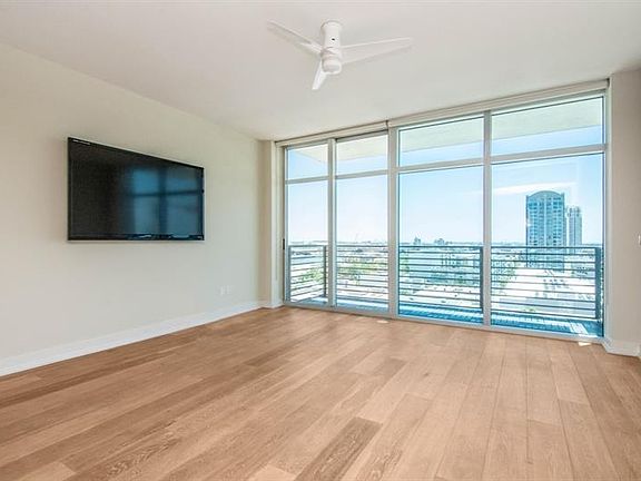 2nd image of 1208 E Kennedy Blvd Unit 1212