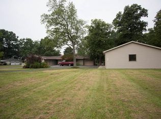 10554 S Wayne Rd, Warren, IN 46792