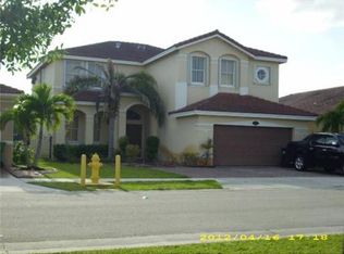 2102 SW 151st Pl, Miami, FL 33185