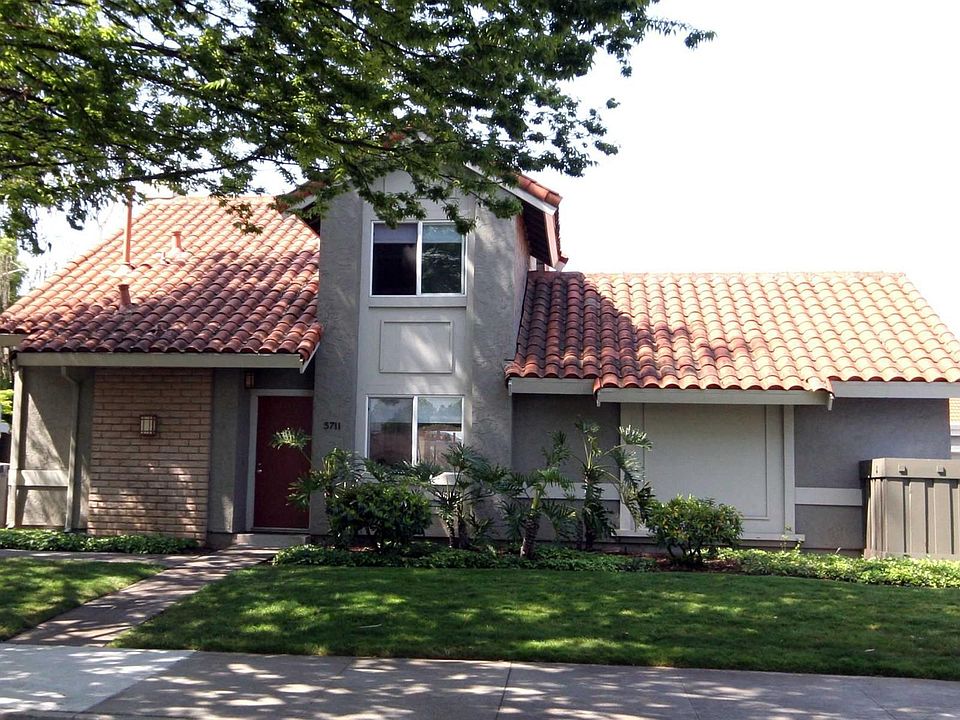 1st image of 5711 Seifert Ave