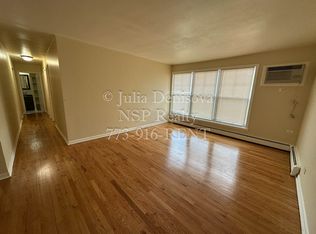 419 Stevens Dr #203, Addison, IL 60101