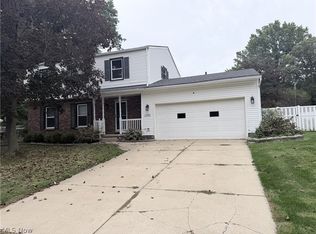 1969 Willowdale Dr, Stow, OH 44224
