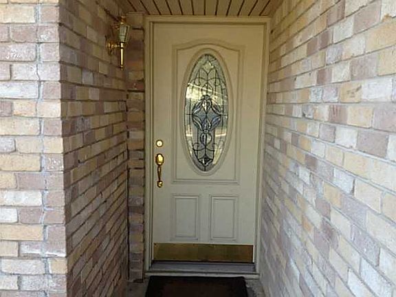 2nd image of 1413 E Mesa Park Dr