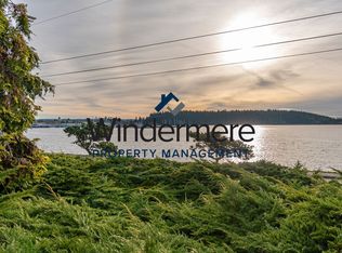 1031 SE Maylor St APT 203, Oak Harbor, WA 98277