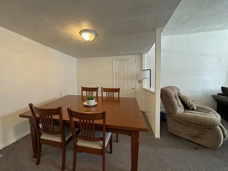 1708 Grayland St — Photo 4
