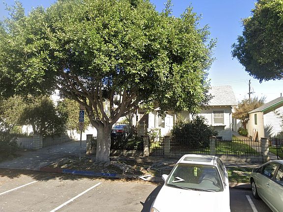 5th image of 1837 10th St APT A