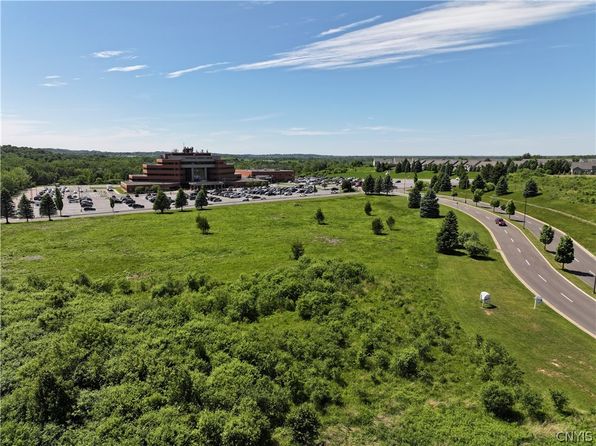 L11 Medical Center Dr #11, Fayetteville, NY 13066