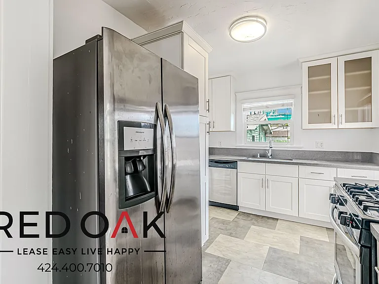 440 W 4th St #444 — Photo 10