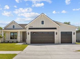 9746 Watermeadow Cir, Johnston, IA 50131
