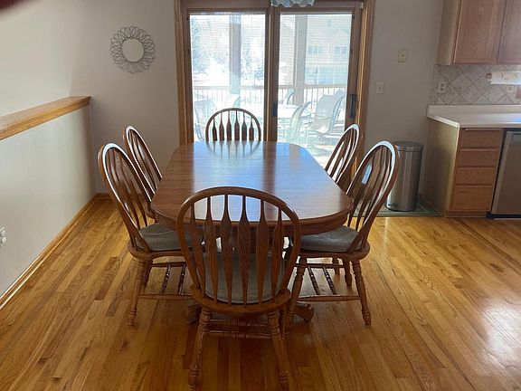 5th image of 3825 Yellowstone Ct N