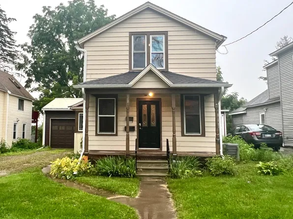 1824 Old West Main St, Red Wing, MN 55066
