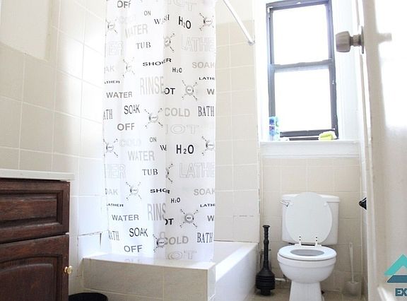 2nd image of 600 Park Pl #15F