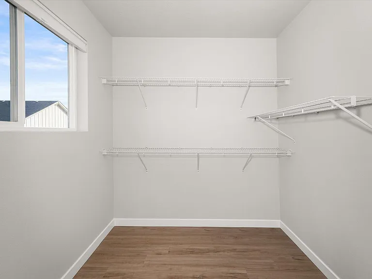 2202 E Rich Ave — Photo 9