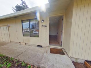 2196 Cosmoledo St, Eugene, OR 97402